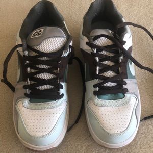 Men’s Nike sneakers